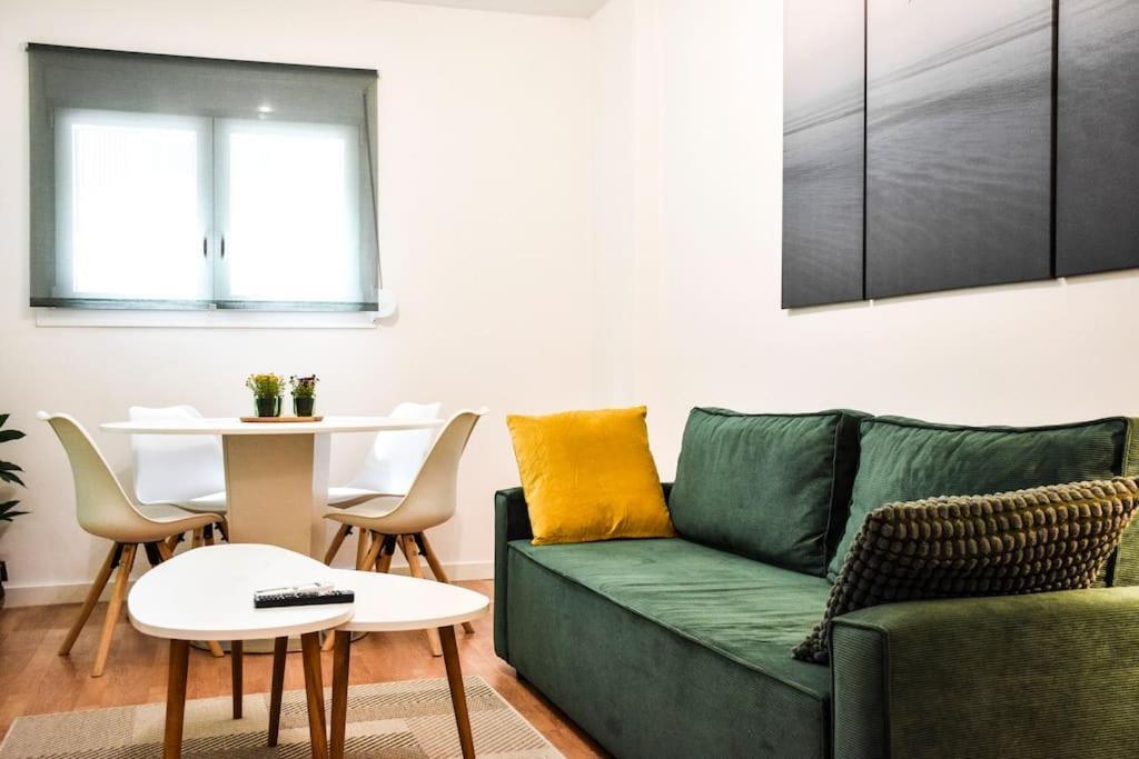 Newly Renovated-City Center Apartment Athens Ngoại thất bức ảnh