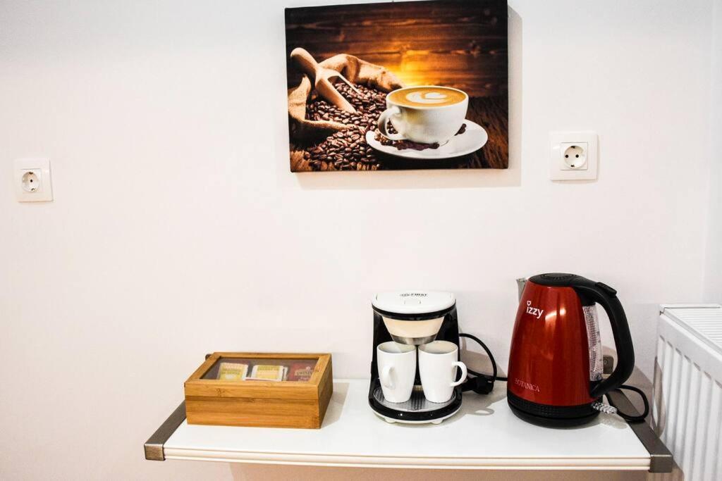 Newly Renovated-City Center Apartment Athens Ngoại thất bức ảnh
